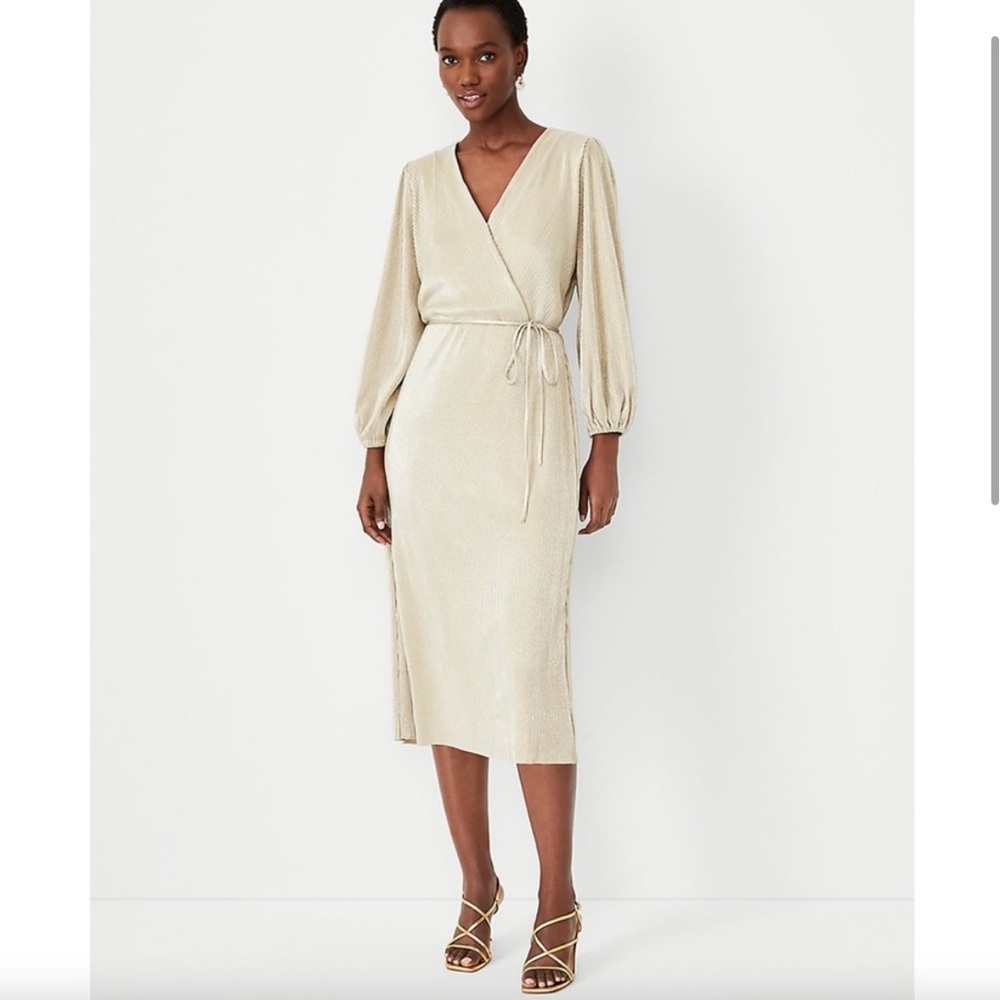 Ann Taylor Shimmer Pleated Knit Wrap Dress Champagne Gold Size large P - NWT